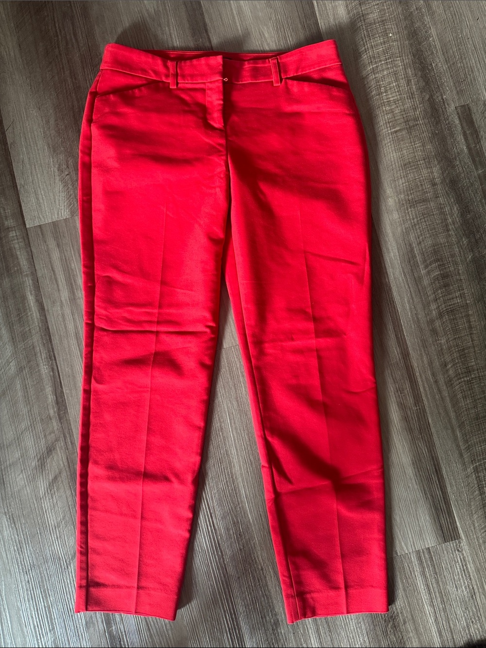 Express Editor slacks dress pants red 2 Regular women’s work wear stretch